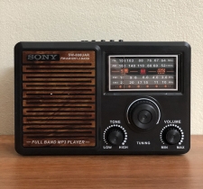 Đài radio FM hãng sony SW-888UAR
